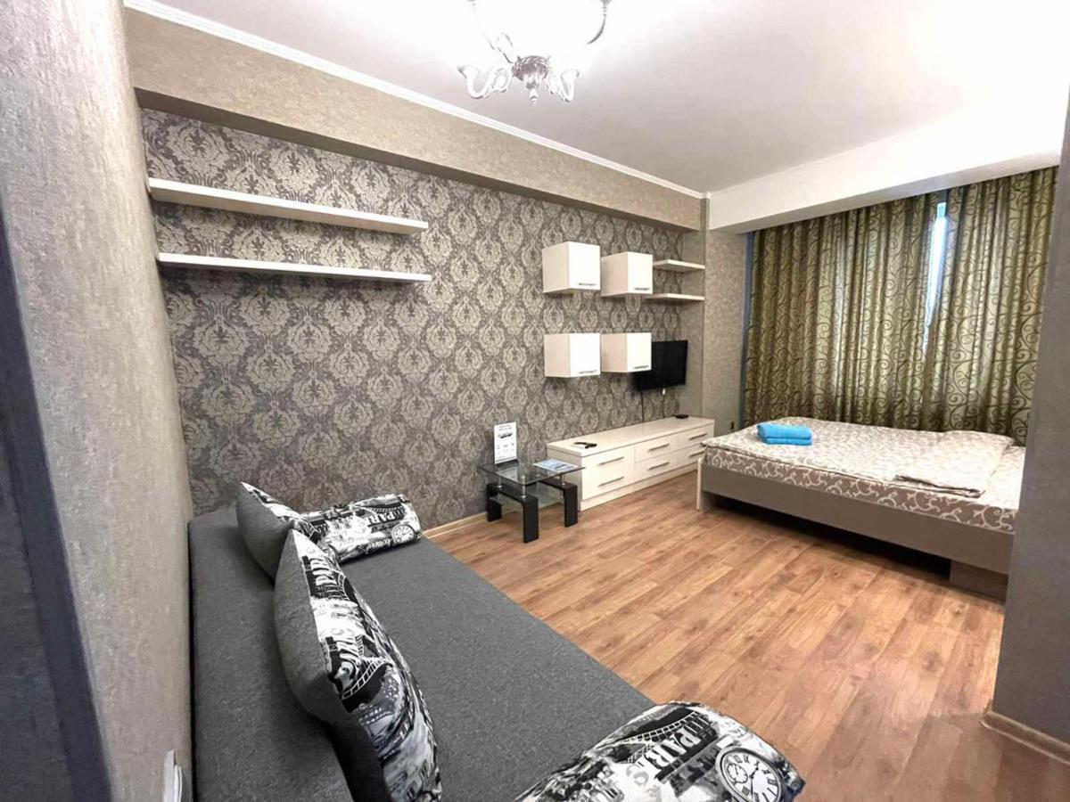 Homeservice Apartments On Stefan Cel Mare Boulevard Chisinau Exterior foto