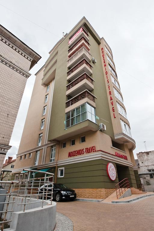 Homeservice Apartments On Stefan Cel Mare Boulevard Chisinau Exterior foto